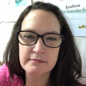 Meet your Posher, Jenn